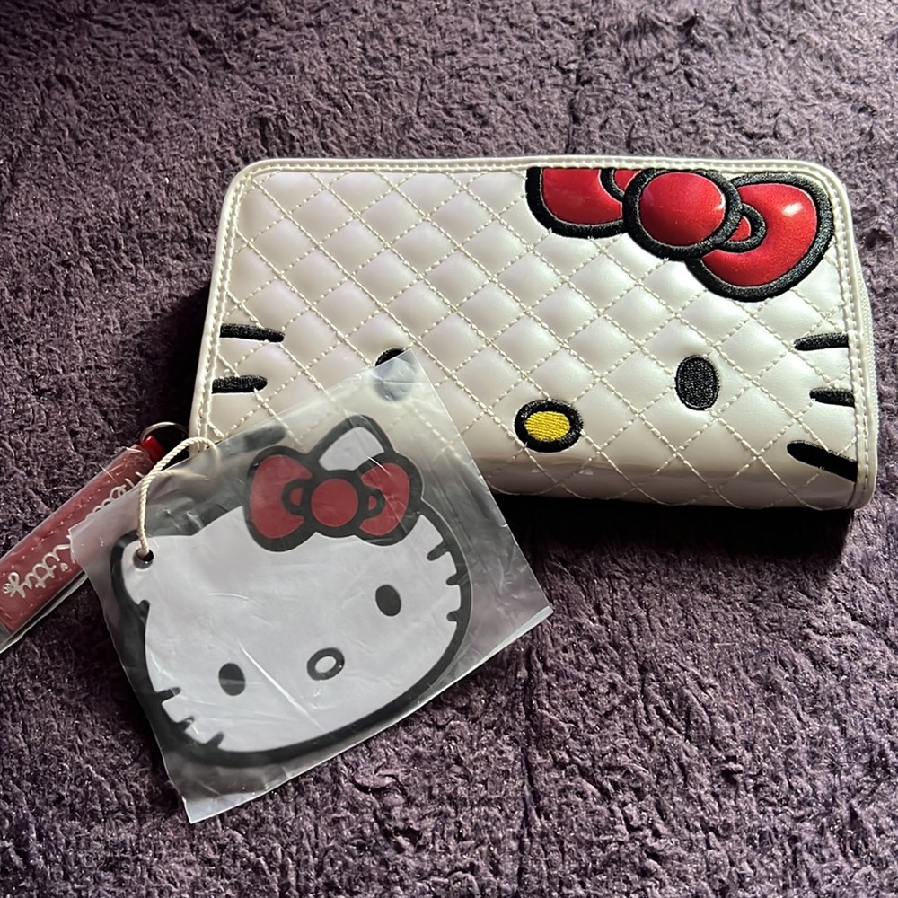 Hello kitty wallet